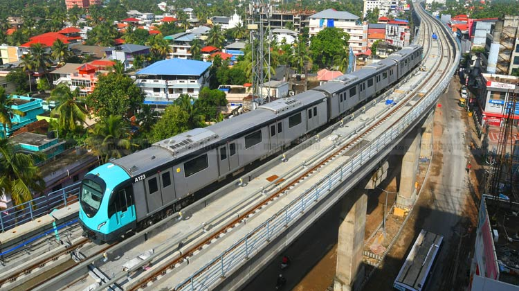 kochi-metro