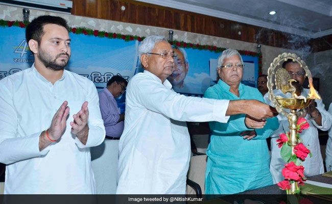 lalu-yadav-with-nitheesh