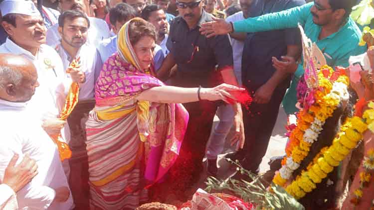 priyanka-gandhi-23