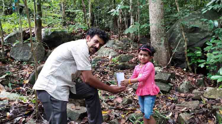 അപൂർവ സസ്യങ്ങളെ തിരഞ്ഞ് സലീം പിച്ചൻ